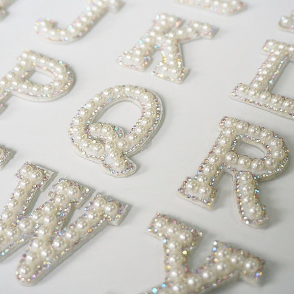 26 Lettres de l'alphabet BLANC strass et perles Applique/Vêtements Décoration Patch Applique/Strass Broderie/Vêtements Autocollant thermocollant