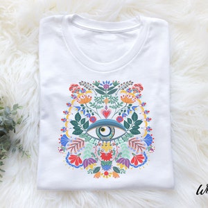 Flower Evil Eye Shirt, Retro Flower Shirt, Boho Retro Shirt, Retro Mama Shirt, Gift For Her, Nature Tee, Spring Shirt