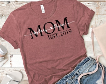 Mom Est Shirt, Valentines Day Shirt, Mother's Day Shirt, Mom Mimi Gigi Aunt Shirt Mother's Day Sweatshirt, Mother's Day Gift, Gift For Mom