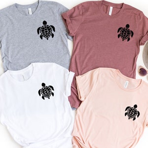 Camiseta de bolsillo con tortuga, camiseta de tortuga, camiseta Love Turtle, camiseta de tortuga marina, camisetas de vida playera, camiseta de tortuga, Save the Turtles Traveler