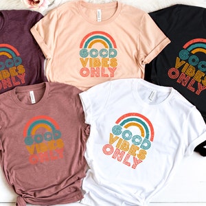 Retro Shirt, gute Stimmung Shirt, Frieden Shirt, Freundlichkeit Shirt, Sonnenschein Shirt, Hippie Shirt, Retro inspiriertes Design