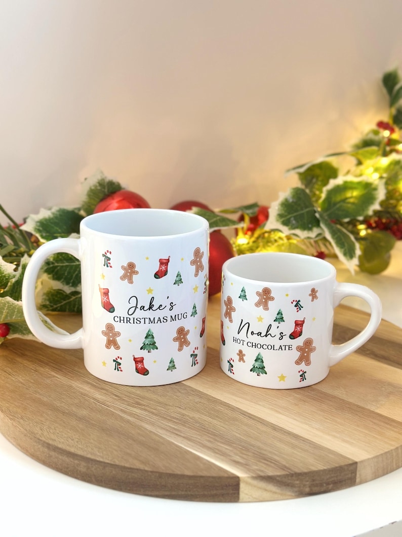 Personalisierte passende Weihnachtstassen, traditionelle Weihnachtstassen, heiße Schokolade der Familie, Mama-Vati-Kind-Weihnachtstasse, Strumpffüller-Vati Bild 10