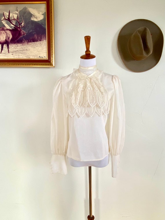 VINTAGE Gunne Sax Blouse