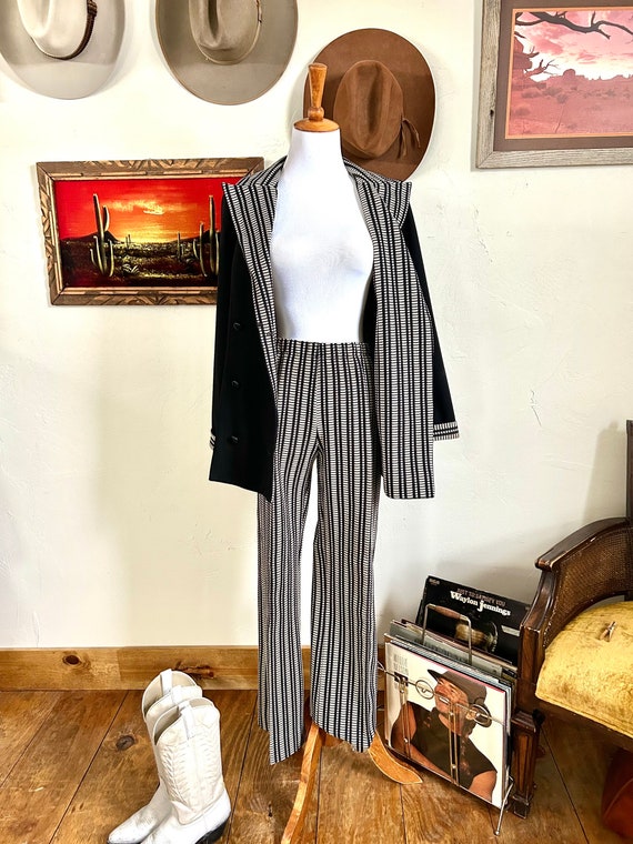 Vintage 60s/70s Black and White Suit - image 6