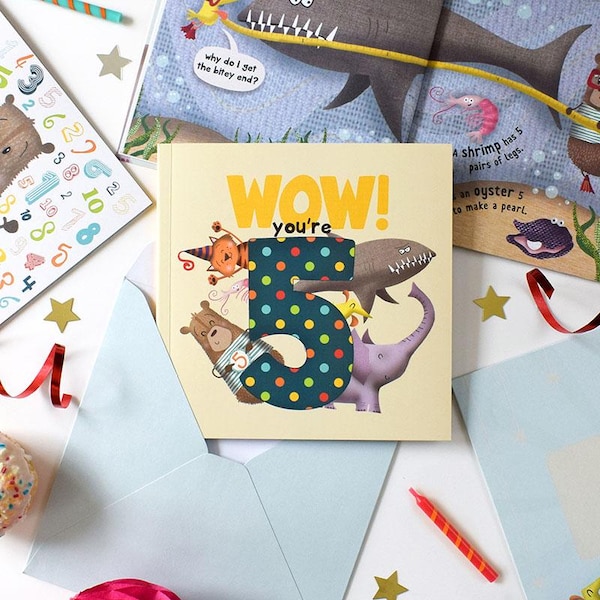 Libro de regalo ¡Guau, ya tienes cinco años! / Tarjeta de quinto cumpleaños / Libro de cumpleaños para un niño de cinco años / Tarjeta de felicitación para niños / Tarjeta de animales adorables