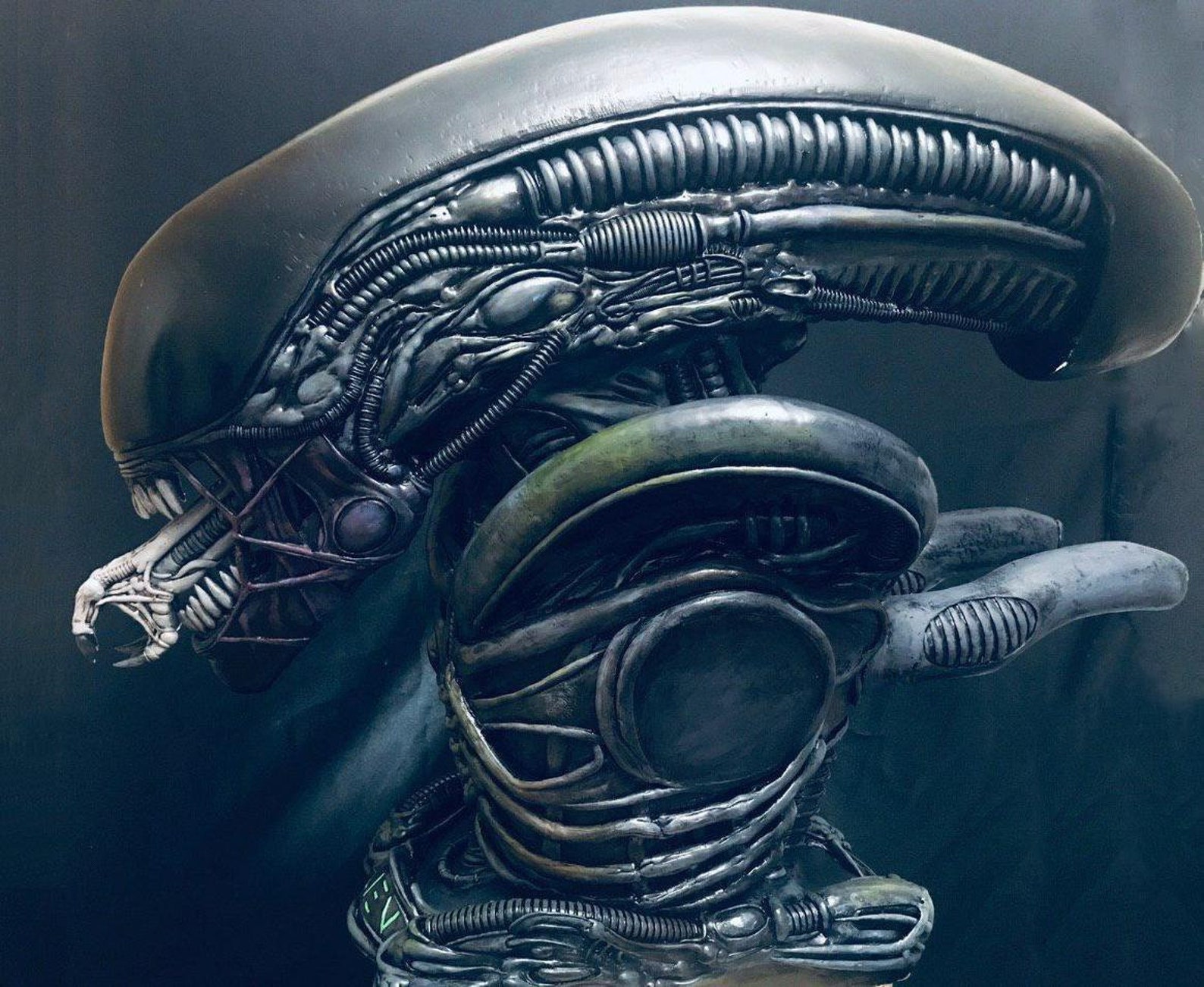 Xenomorph Alien mask with standtorso Etsy