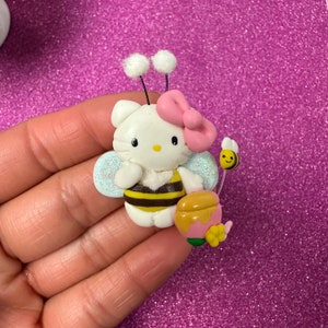 Bee, spring hello, kitty, Bow Clay center, clay charm, Clay bow center, polymer clay center, character clay, kitty