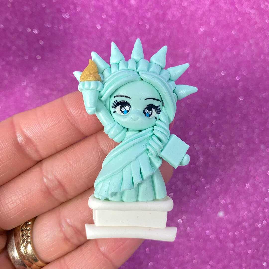 statue-of-liberty-bow-clay-center-clay-charm-clay-bow-center