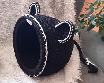 Srocheted And Knitted Poufs Baskets And Rugs Doll Par Dollcatshop