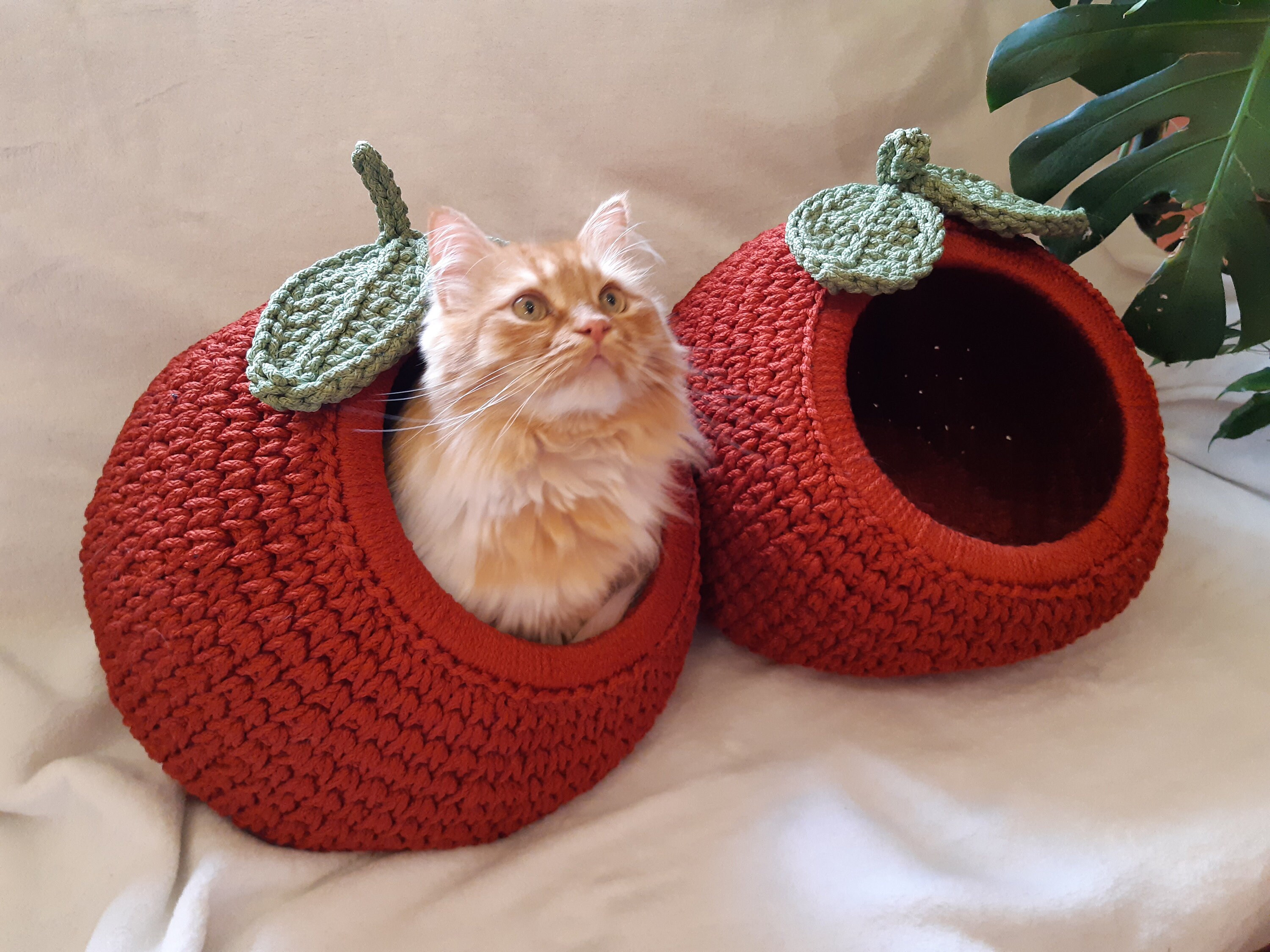 crochet cat igloo