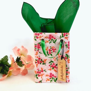 Petit sac cadeau réutilisable en tissu, Fleuri rose, orange et vert