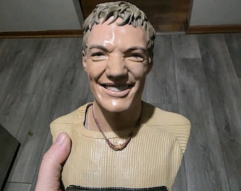 Stu Macher Scream Bust: Horror Movie Memorabilia Figurine Display Prop