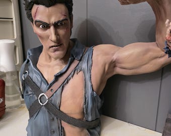 Ash Williams Evil Dead display statue bust cult classic horror movie movie memorabilia movie prop