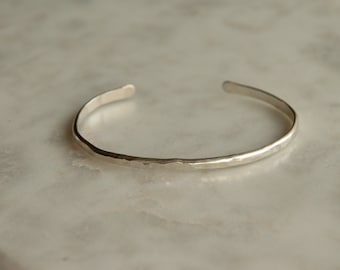 Willow cuff || Hammered Cuff || 925 Sterling Silver or 14K Gold Filled