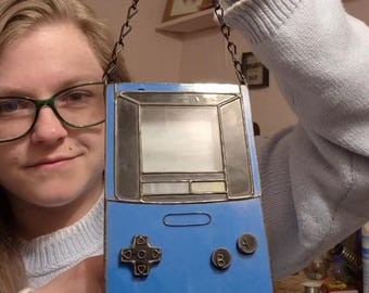 Wyświetlacz gier GameBoy Color inspirowany GameBoyem, wykonany ze szkła witrażowego! (Bez ołowiu)