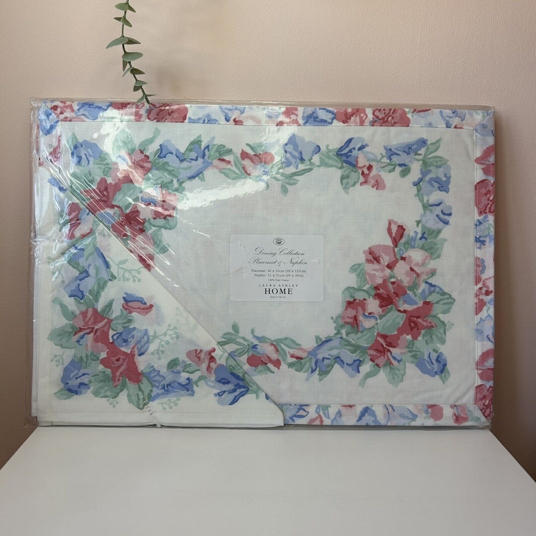 Set of 4 Vintage Laura Ashley Fabric Placemats & Napkins Etsy