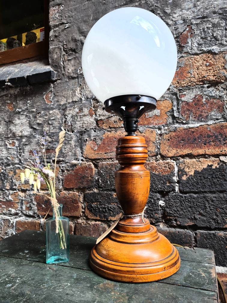 Antique light 2024 globes replacements