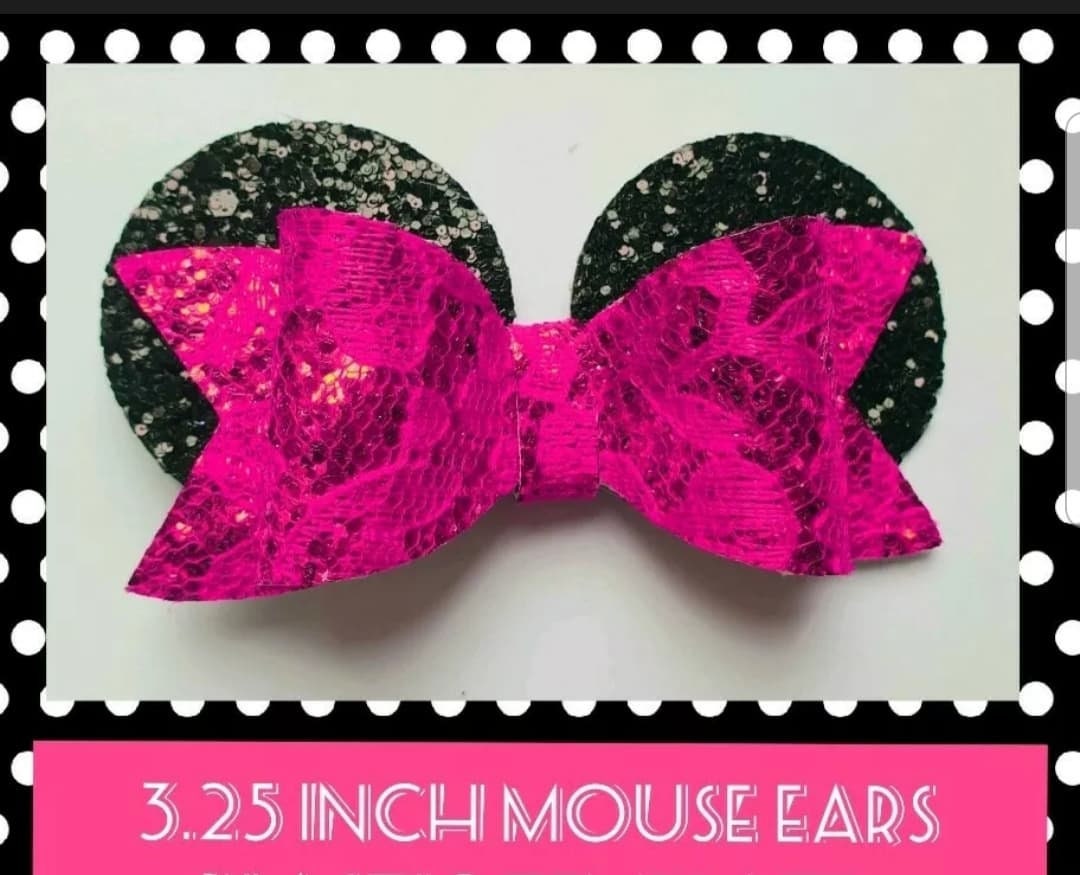 Minnie Mouse Pink Bow Stencil minnie-mouse-pink-bow-stencil