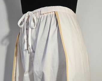 Handmade hip pockets, petticoat. Skirt pockets hidden, old fashoned.