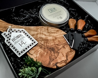 Personalized Olive Wood Board Gift Box - Candle, Cheese Utensils & Custom Gift| Housewarming, Wedding, Client, Christmas Gift, Real Estate