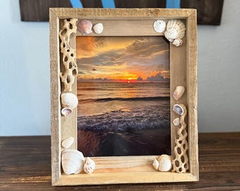 Marco de playa de 8 x 10 pulgadas, decoración rústica de conchas marinas y madera flotante