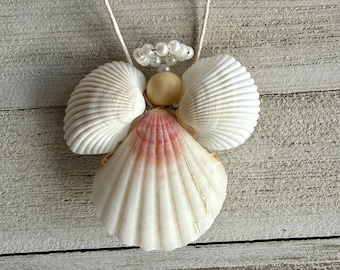 Ángel de concha hecho a mano: decoración navideña playera