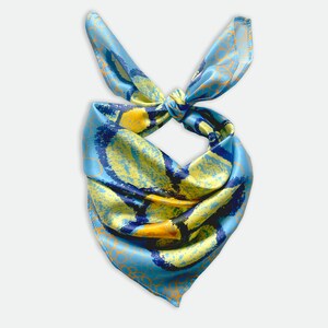 Pastel Daisy Real Satin Silk Bandana/ Neckerchief / Floral Pattern/ Gift Idea/Digital print/Silk Square/Handmade/Gifts/Flowers/Freedom