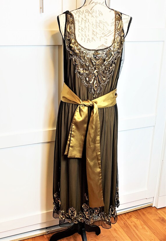 1986 replica of 1920 dress