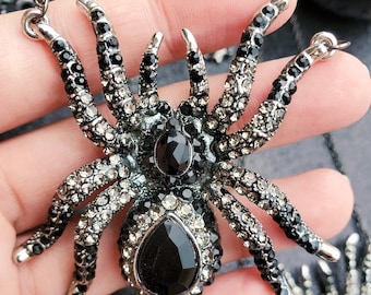 LAXPICOL 2PCS Fashion Halloween Black&Green Rhinestone Crystal Spider Brooch Pin