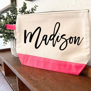 Personalized Makeup Travel Bag Custom Cosmetic Bag Women Bridesmaid Gifts Canvas Makeup Bag for Mother of the Bride Personalized Nurse Gift
