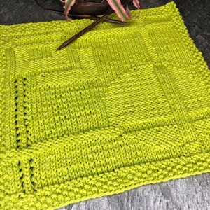 Hand Knit Washcloth - Lime Green Geometric Pattern Dish Cloth - Cotton Dishcloth - Kitchen Decor - Housewarming gift - Christmas Gift