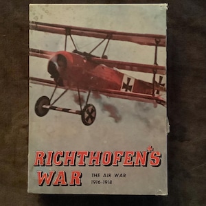 vintage bookcase game Richthofen’s War 1972
