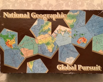 Vintage 1987 National Geographic Global Pursuit game