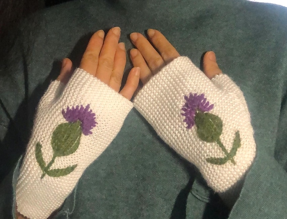 Mittens / wrist warmer with Scottish Thistle / Ireland Shamrock / Wales Daffodil / English Rose / your own design