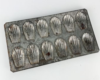 Vintage French Metal 12 Cavity Madeleine Cookie Baking Pan Kitchen Mold Tin, retro kitchen decor