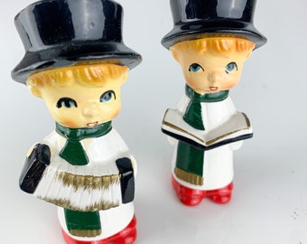 Vintage Christmas Carolers Accordion Player Top Hats Salt Pepper Shakers Capri, vintage Christmas figurines