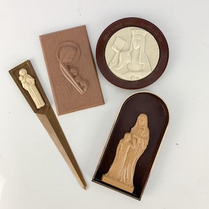 4 Vintage Mid Century Plastic Christian Plaques Saint Anne Jesus Mary Religious, Iconography Mcm, Vintage Jesus Statue, Vintage Christian