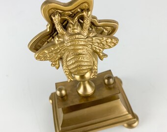 Vintage Desk Decor Bumble Honey Bee Design Brass Toned Card Photo Clip Holder