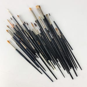 39 Black Vintage Artist Paint Brushes Grumbacher  Robert Simmons Delta Brushes, mid century art