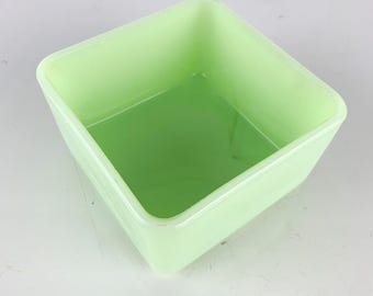 Vintage Jeannette Jadeite 4 .25" Square Uranium Refrigerator Dish - No Lid , vintage milk glass, kitschy kitchen