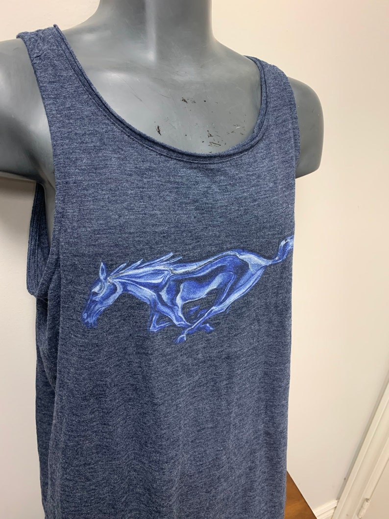 Gently Used Ford Mustang Women/'s Tank Top Large