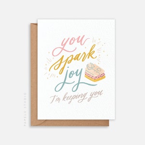 Carte de voeux d'amour et d'amitié | Saint-Valentin | You Spark Joy Mari Kondo - LOV006