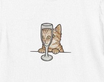 Cute Cat Unisex T-Shirt | Cat Lovers | Cat T-shirt