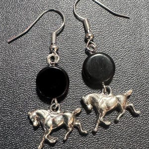 Horse Dangle Earrings- Western Earrings- handmade earrings