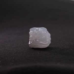 獅子舞の頭ビーズ 手作り天然翡翠ペンダントチャーム