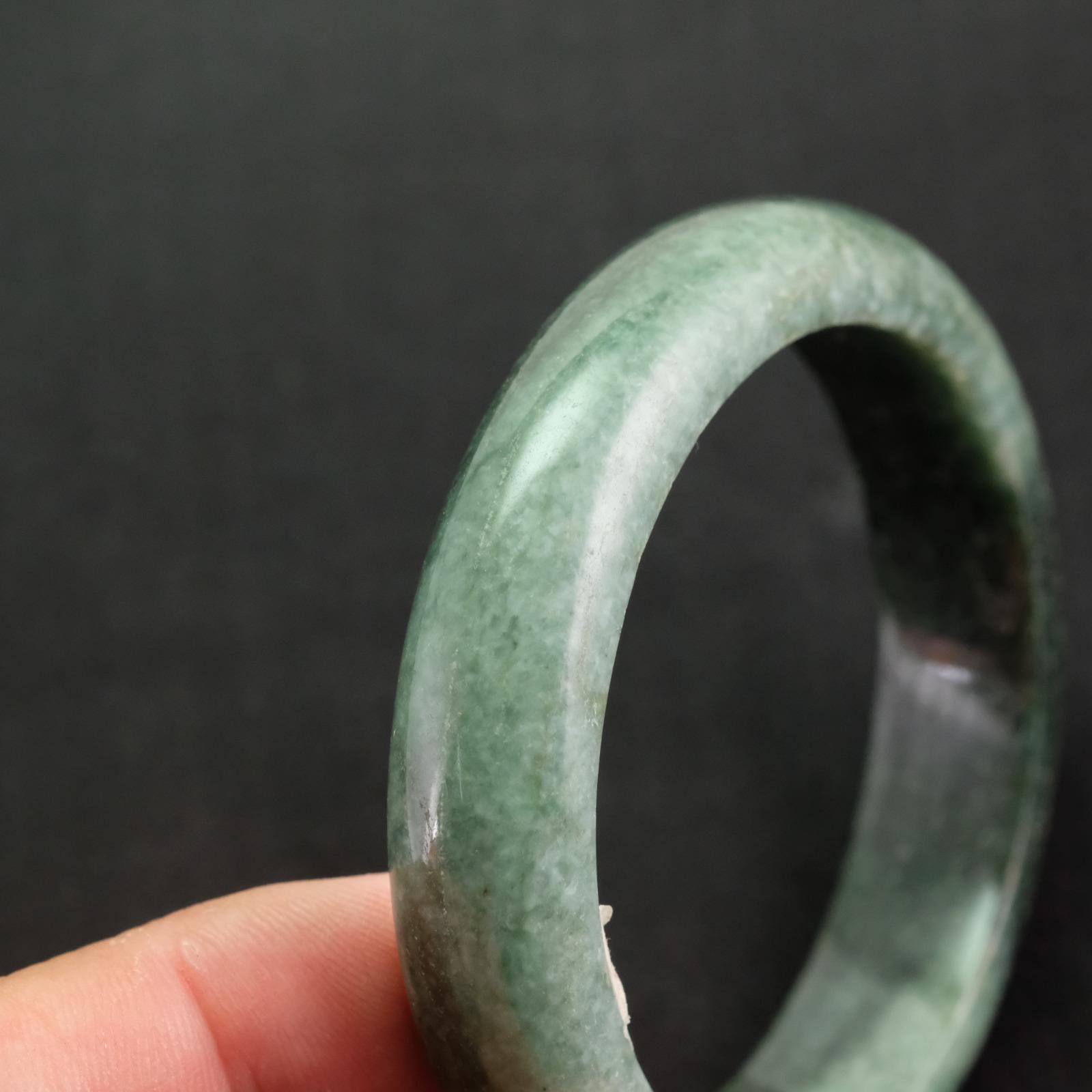 54 mm グラデーショングリーン認定本物ジェダイト翡翠バングル