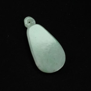 Tropfenform Plain Lucky Jadeit Jade Anhänger