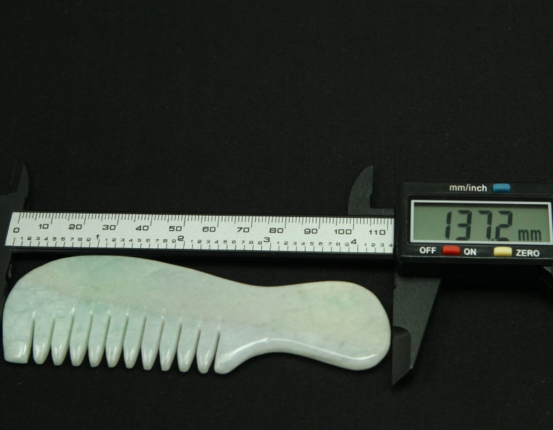 Glossy Green Healthy Comb Burma Natural Jadeite Jade Pendant
