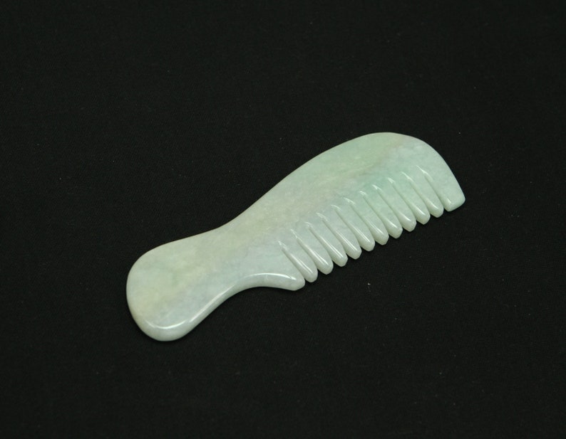 Glossy Green Healthy Comb Burma Natural Jadeite Jade Pendant
