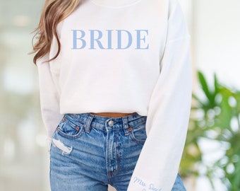 Sudadera BRIDE con personalización de manga personalizada, regalo de compromiso personalizado, regalos de despedida de soltera, regalo de novia algo azul, regalos de boda